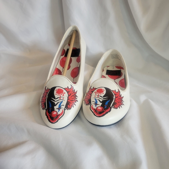 BNWOB Strange Cult IT Clown flats white sz 5 spooky goth - Picture 4 of 5